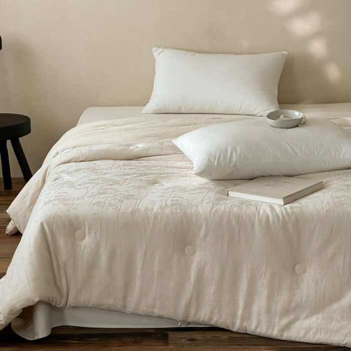 91家纺网 家纺一手货源 找家纺 【与自然同频】傲蕾睡梦森林棉麻大豆羊毛被冬被春秋被可水洗裸睡被芯亚麻被子