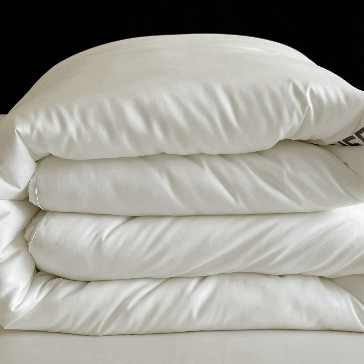 91家纺网 家纺一手货源 找家纺 【极简主义】傲蕾睡梦森林天丝棉混纺绣花款蚕丝羊绒冬被春秋被被芯高端被子