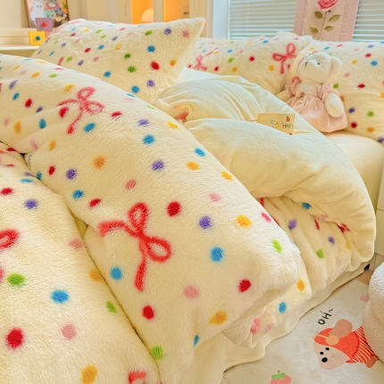 91家纺网 家纺一手货源 找家纺 （总）2025新款直播爆款保暖印花兔毛绒四件套牛奶绒床单款加厚套件