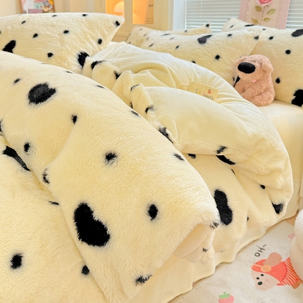 91家纺网 家纺一手货源 找家纺 （总）2025新款直播爆款保暖印花兔毛绒四件套牛奶绒床单款加厚套件