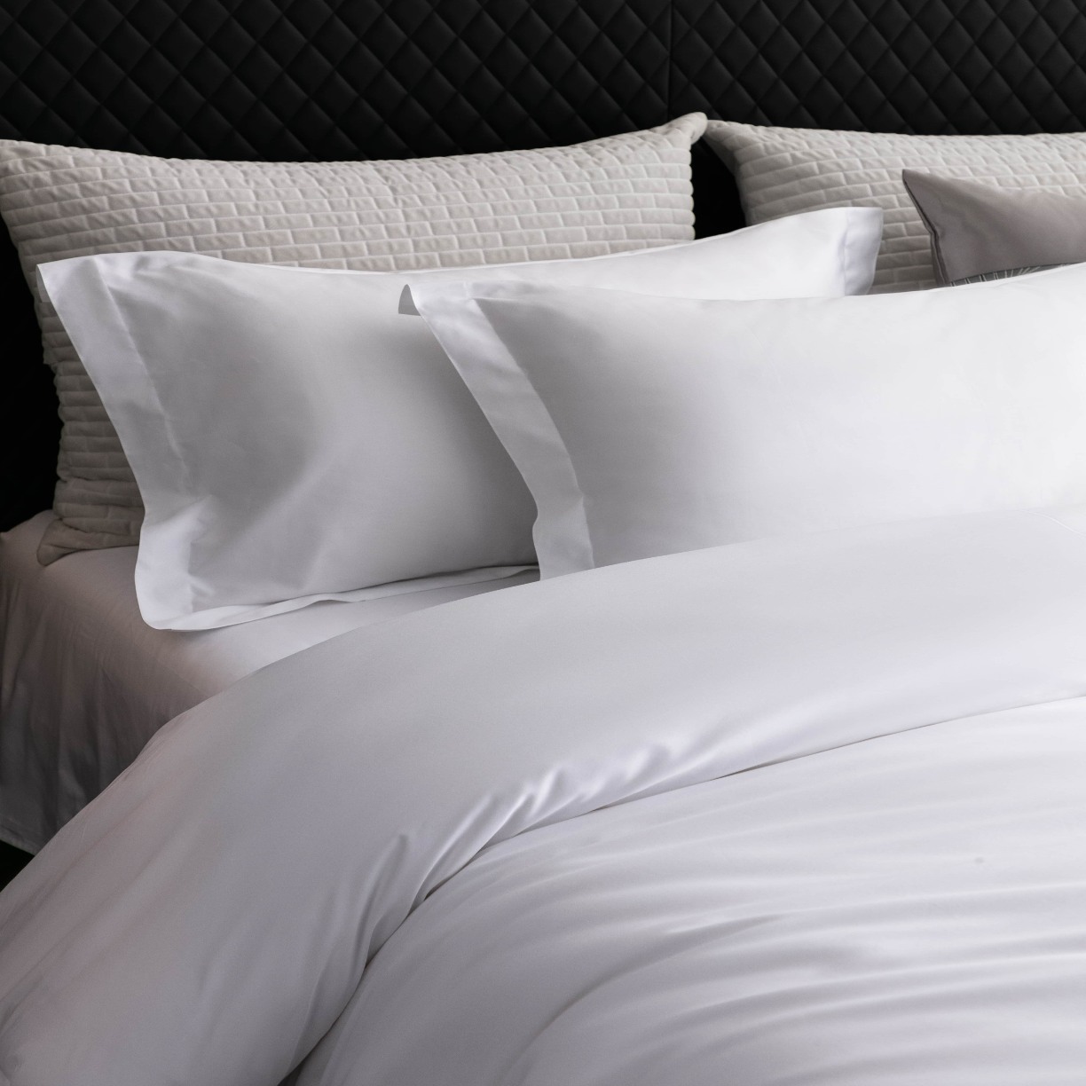 91家纺网 家纺一手货源 找家纺 （总）澜昕 星级酒店民宿加厚床上用品四件套宾馆纯白抗皱耐洗床单被套 可定制刺绣