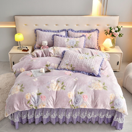 91家纺网 家纺一手货源 找家纺 （总）三友家纺 直播爆款牛奶绒印花蕾丝花边床盖床裙单件三件套四件套