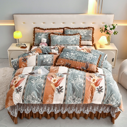 91家纺网 家纺一手货源 找家纺 （总）三友家纺 直播爆款牛奶绒印花蕾丝花边床盖床裙单件三件套四件套