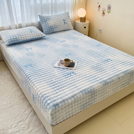 91家纺网 家纺一手货源 找家纺 （总） 2025新款兔兔绒牛奶绒印花单床笠 床笠三件套 单枕套