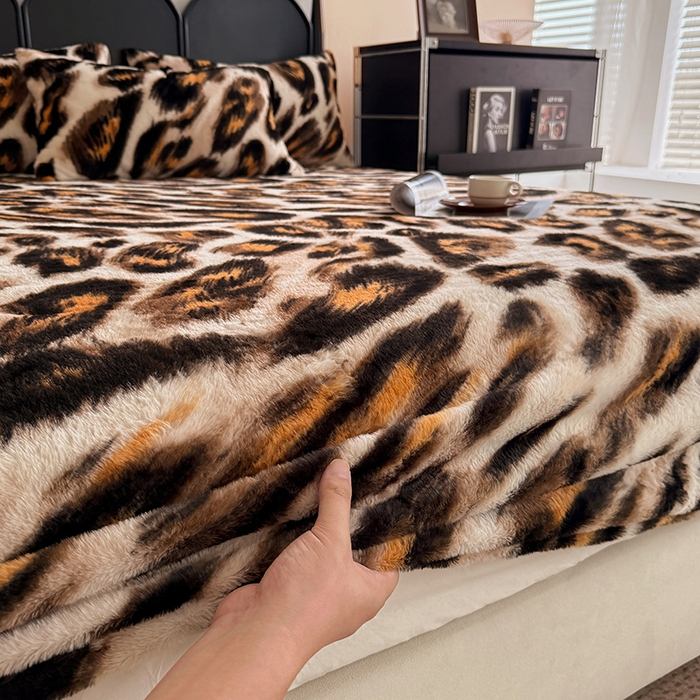 91家纺网 家纺一手货源 找家纺 （总）慕梵家居 2025新款兔绒床笠单品单床笠床笠单件