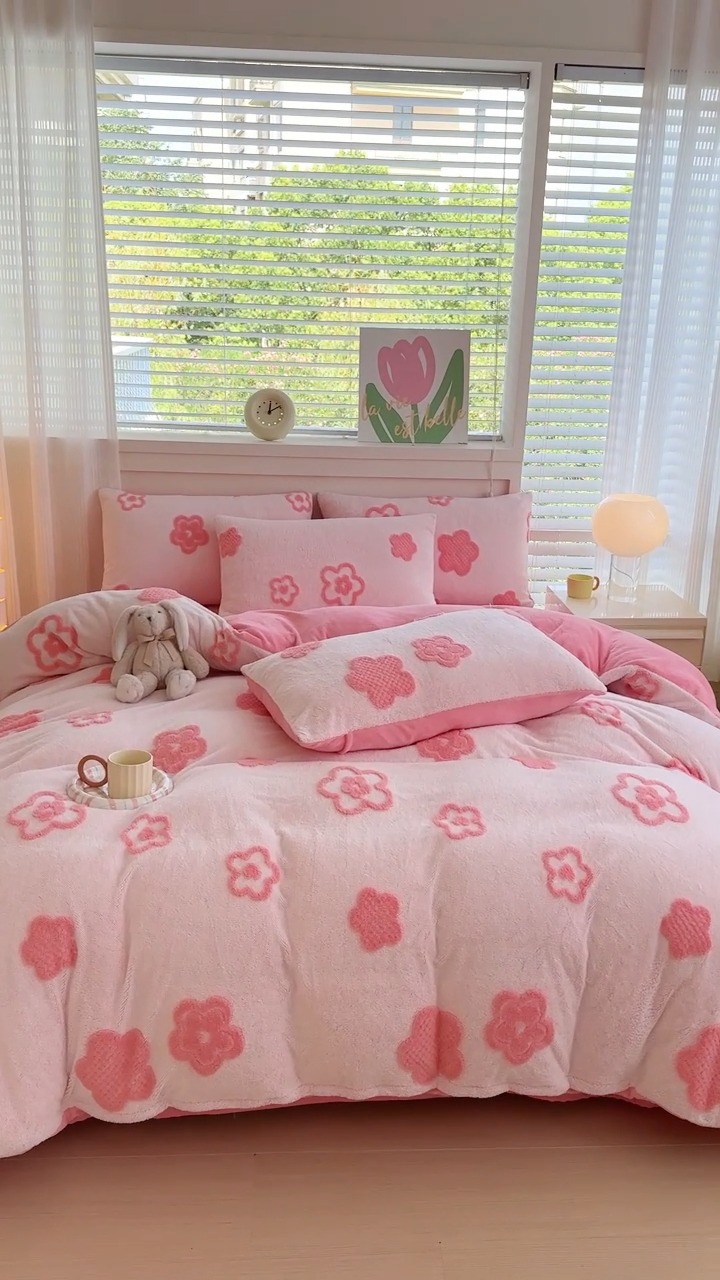 91家纺网 家纺一手货源 找家纺 （总）爱多多家居 2025新款舒棉绒提花绣花四件套