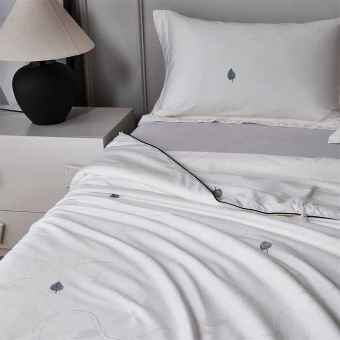 91家纺网 家纺一手货源 找家纺 假一赔三 金蚕枫叶 桐乡国标特级纯手工100%桑蚕丝被双宫长丝春秋冬被加厚婚被子母被