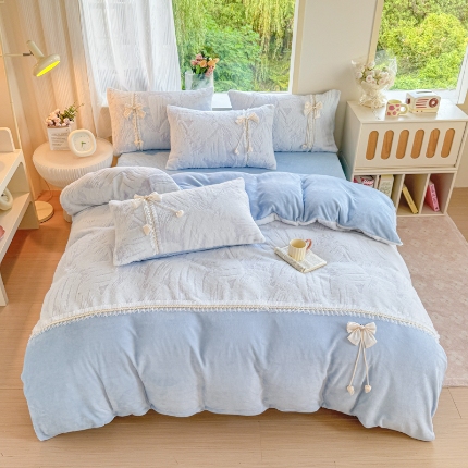 91家纺网 家纺一手货源 找家纺 （总）苏东来家纺2025兔毛绒韩版工艺款花边牛奶绒四件套刺绣绣花套件