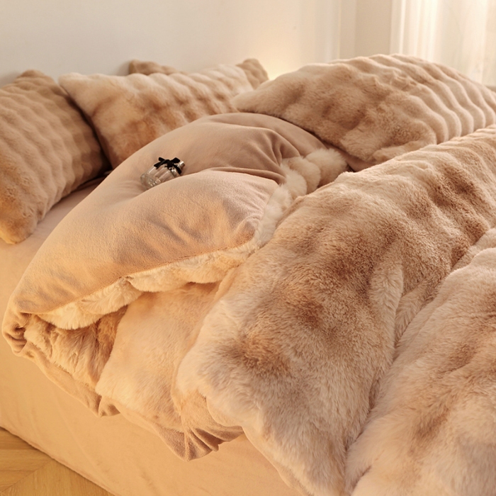 91家纺网 家纺一手货源 找家纺 （总）2025款加厚兔毛绒四件套大泡泡七彩渐变纯色牛奶绒床裙款四件套