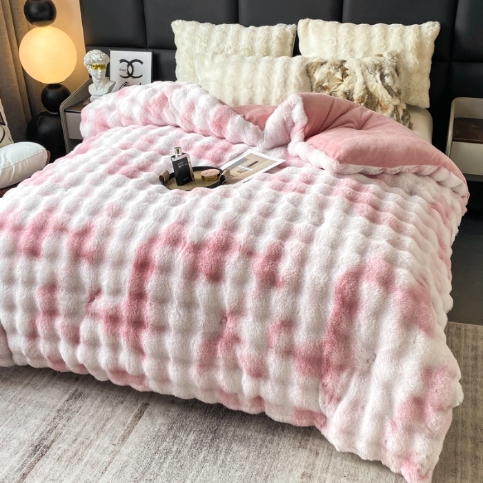 91家纺网 家纺一手货源 找家纺 （总）品乐家纺 2025新款A类泡泡兔绒冬被被子被芯