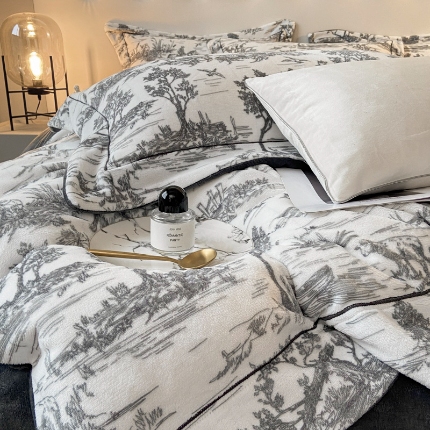 91家纺网 家纺一手货源 找家纺 经年 2025年新款230克宝宝婴儿牛奶绒水墨画工艺款床裙款四件套