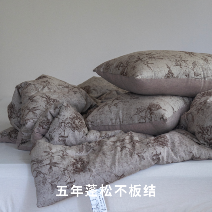 91家纺网 家纺一手货源 找家纺 （总）明治西川 提花雅韵全棉色织大提花被子冬被抗菌纤维被芯婴幼儿标准A类