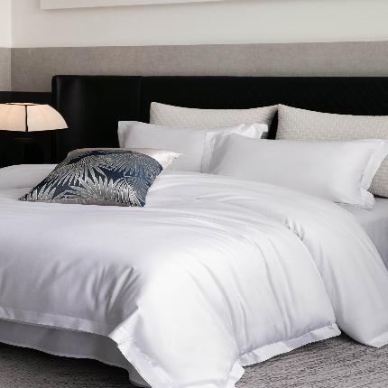 91家纺网 家纺一手货源 找家纺 澜昕 星级酒店民宿加厚床上用品宾馆纯白抗皱耐洗被套 可定制刺绣 