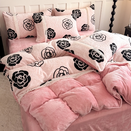 91家纺网 家纺一手货源 找家纺 2025苏东来家纺工艺款雕花绒牛奶绒四件套立体花刺绣绣花套件 满天星水绿