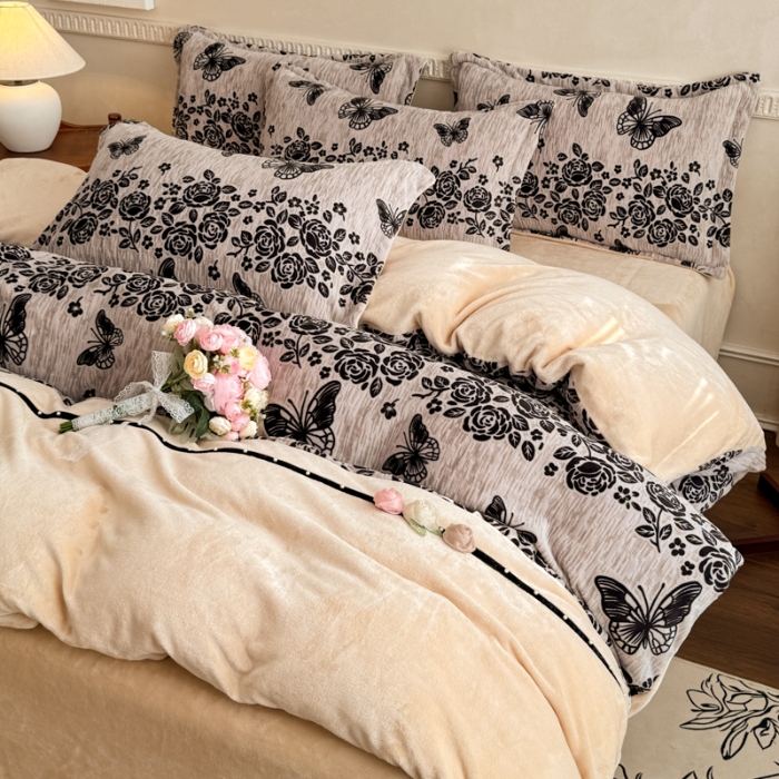 91家纺网 家纺一手货源 找家纺 2025苏东来家纺工艺款雕花绒牛奶绒四件套立体花刺绣绣花套件 蝶恋花