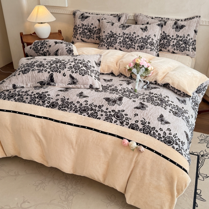 91家纺网 家纺一手货源 找家纺 2025苏东来家纺工艺款雕花绒牛奶绒四件套立体花刺绣绣花套件 蝶恋花