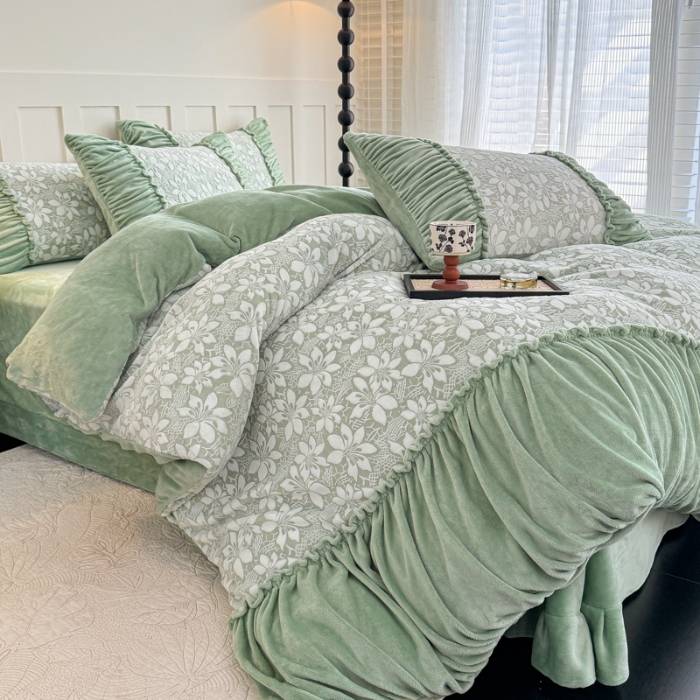 91家纺网 家纺一手货源 找家纺 2025苏东来家纺工艺款雕花绒牛奶绒四件套立体花刺绣绣花套件 山茶花