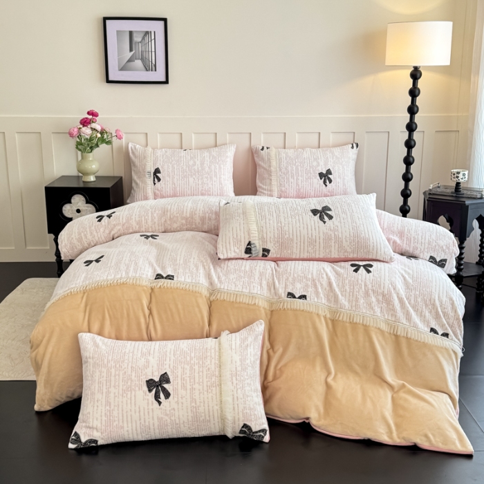 91家纺网 家纺一手货源 找家纺 2025苏东来家纺工艺款雕花绒牛奶绒四件套立体花刺绣绣花套件 华尔兹天蓝