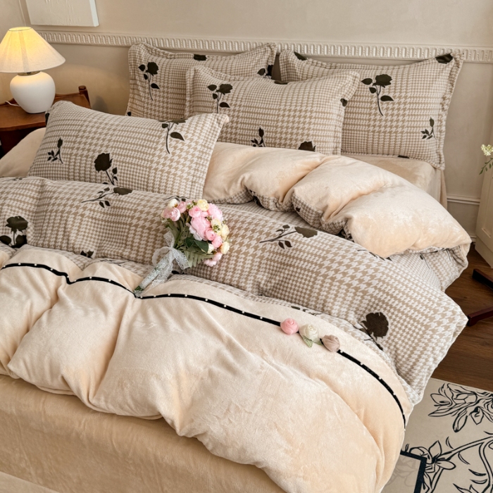 91家纺网 家纺一手货源 找家纺 2025苏东来家纺工艺款雕花绒牛奶绒四件套立体花刺绣绣花套件 梦蝶