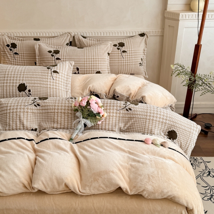 91家纺网 家纺一手货源 找家纺 2025苏东来家纺工艺款雕花绒牛奶绒四件套立体花刺绣绣花套件 梦蝶