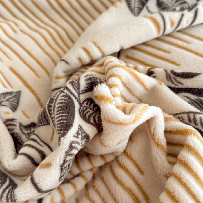 91家纺网 家纺一手货源 找家纺 2025苏东来家纺工艺款雕花绒牛奶绒四件套立体花刺绣绣花套件 繁花