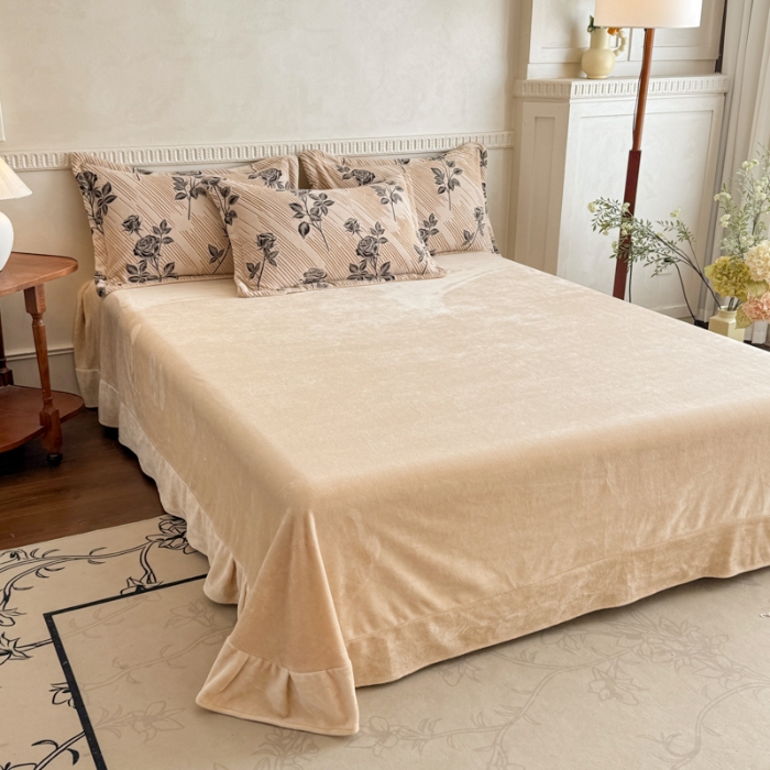 91家纺网 家纺一手货源 找家纺 2025苏东来家纺工艺款雕花绒牛奶绒四件套立体花刺绣绣花套件 繁花