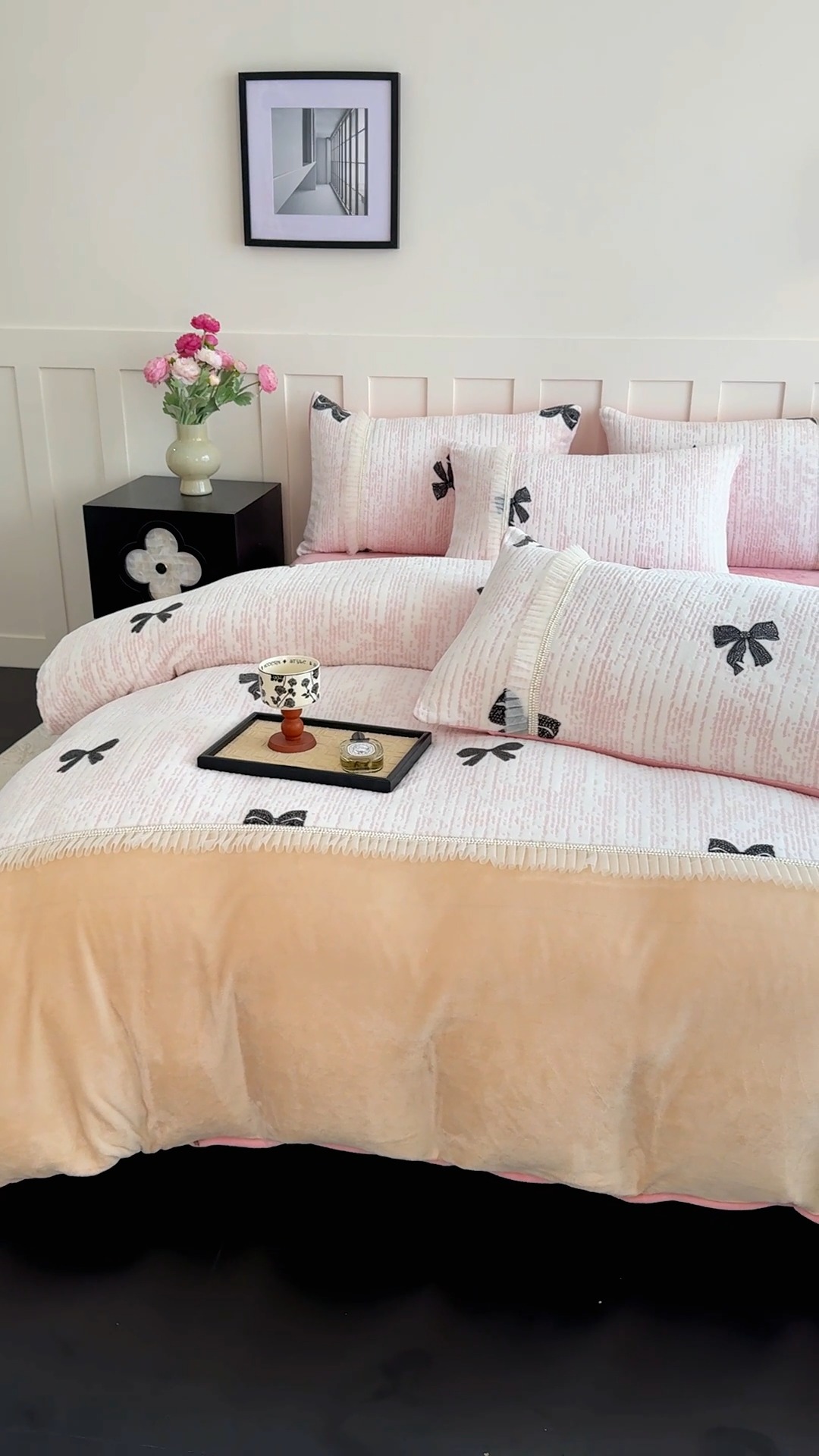 91家纺网 家纺一手货源 找家纺 2025苏东来家纺工艺款雕花绒牛奶绒四件套立体花刺绣绣花套件 华尔兹天蓝