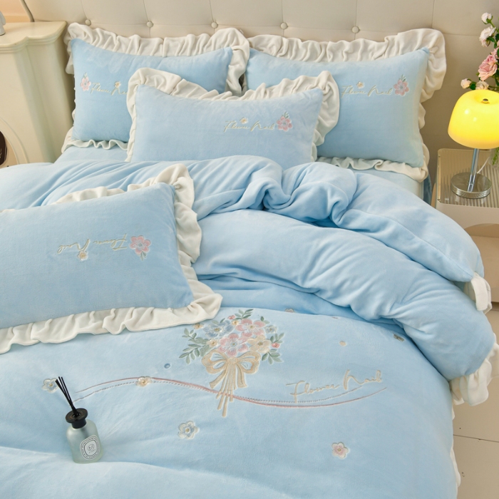 91家纺网 家纺一手货源 找家纺 （总）梦之星 2025新款230g高克重刺绣花边牛奶绒四件套