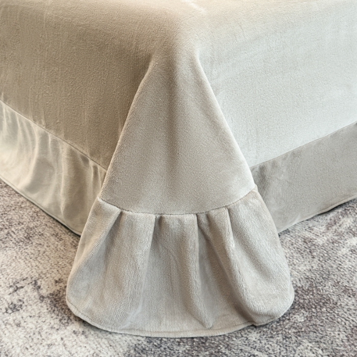 91家纺网 家纺一手货源 找家纺 （总）诺梵家纺 2025新款8.2斤牛奶绒刺绣四件套-布莱妮系列