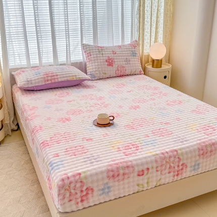 91家纺网 家纺一手货源 找家纺 （总） 2025新款兔兔绒牛奶绒印花单床笠 床笠三件套 单枕套