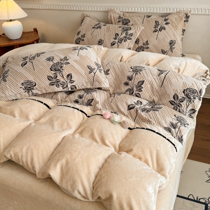 91家纺网 家纺一手货源 找家纺 （总）2025苏东来家纺工艺款雕花绒牛奶绒四件套立体花刺绣绣花套件