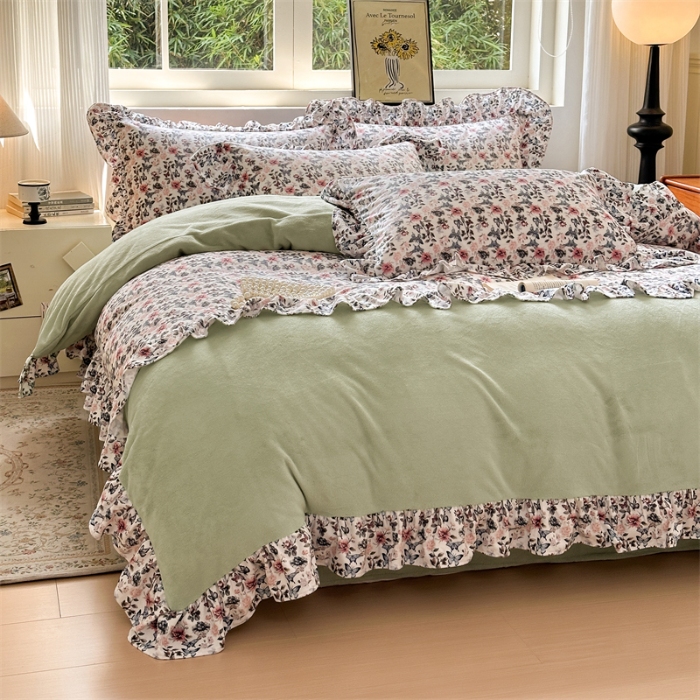 91家纺网 家纺一手货源 找家纺 （总）兰紫橙家纺 2025新款印花花边款牛奶绒宝宝绒四件套