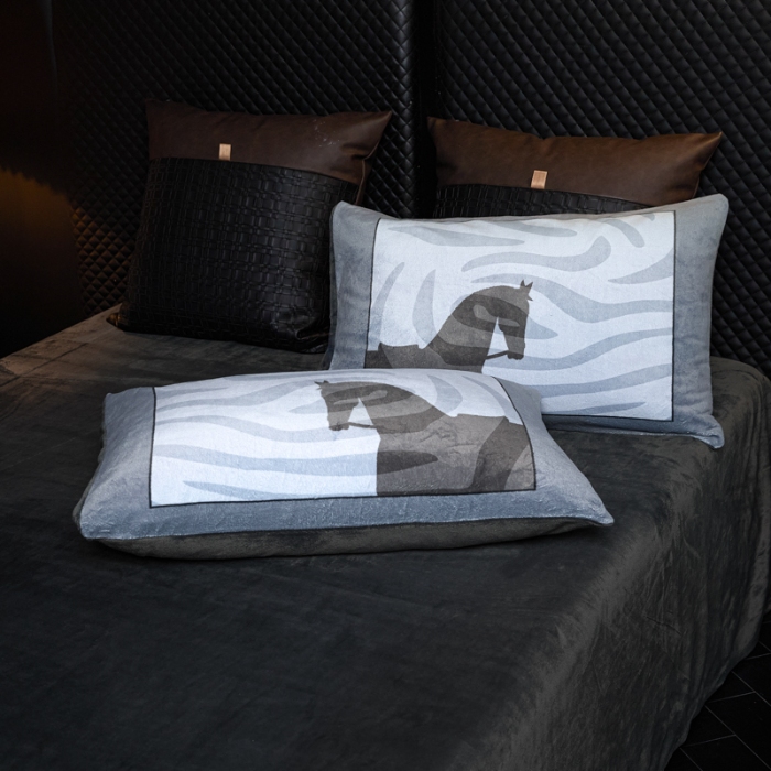 91家纺网 家纺一手货源 找家纺 （总）控价 专版花型  2025新款240克A类全消光数码印花牛奶绒四件套-奥弗恩