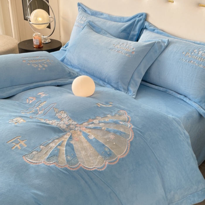 91家纺网 家纺一手货源 找家纺 （总）控价 2025年新款240克全消光A类卡通少女心大刺绣牛奶绒四件套-公主请开心