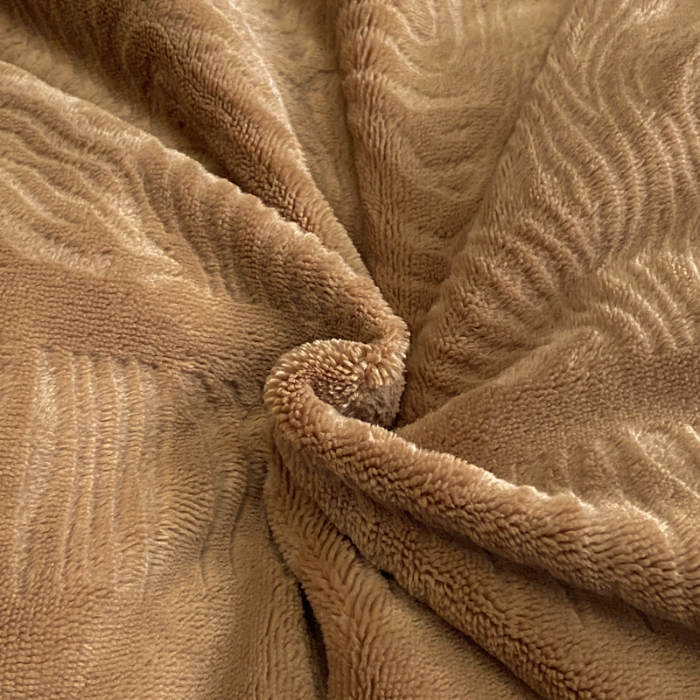 91家纺网 家纺一手货源 找家纺 （总）控价 专版花型  2025年新款240克全消光A类烂花牛奶绒四件套-雨纱暮歌