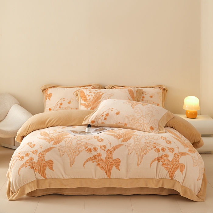 91家纺网 家纺一手货源 找家纺 （总）控价 2025新款高克重9.2斤240克A类全消光印花拼角牛奶绒四件套-铃兰