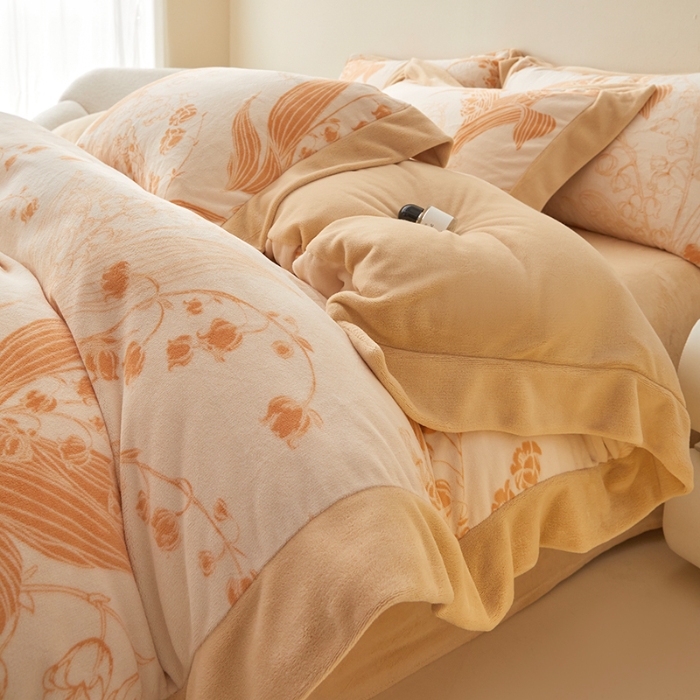 91家纺网 家纺一手货源 找家纺 （总）控价 2025新款高克重9.2斤240克A类全消光印花拼角牛奶绒四件套-铃兰