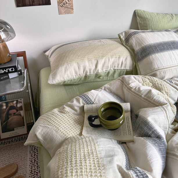 91家纺网 家纺一手货源 找家纺 艾咪-Amy ntmy 2025新款全棉色织小提花四件套-絮语      透明PE袋(如需手提无纺布包+5元) 絮语-绿