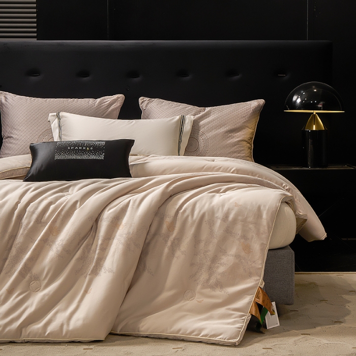 91家纺网 家纺一手货源 找家纺 （总）雅高家居汉帛—2025新款高支高密全棉贡缎汉帛色织大提花冬被被子被芯高档被子