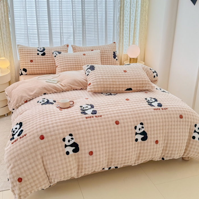 91家纺网 家纺一手货源 找家纺 （总）2025新款大泡泡兔兔牛奶绒单被套 