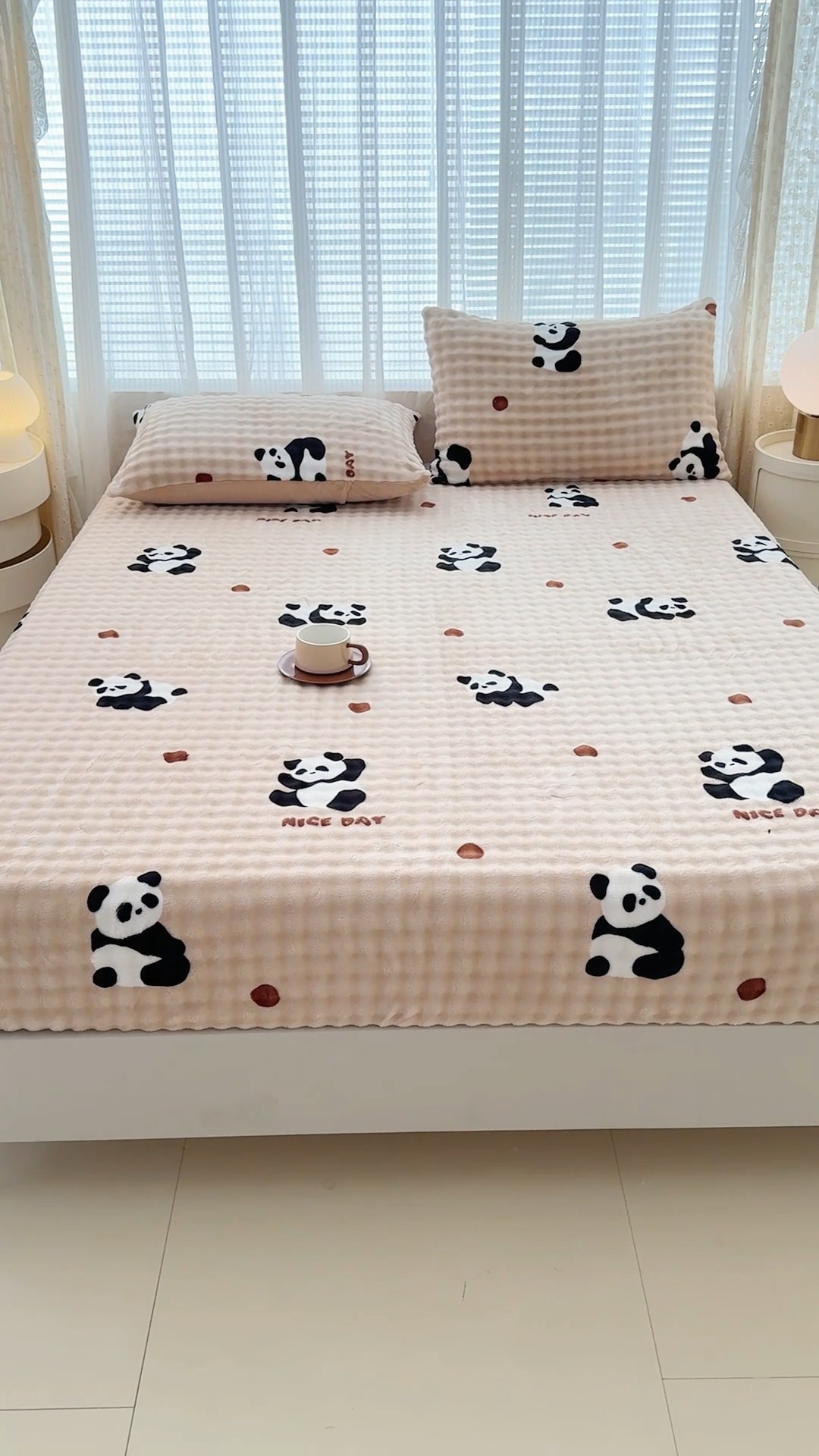 91家纺网 家纺一手货源 找家纺 （总）爱多多家居 2025新款兔兔绒牛奶绒印花床笠