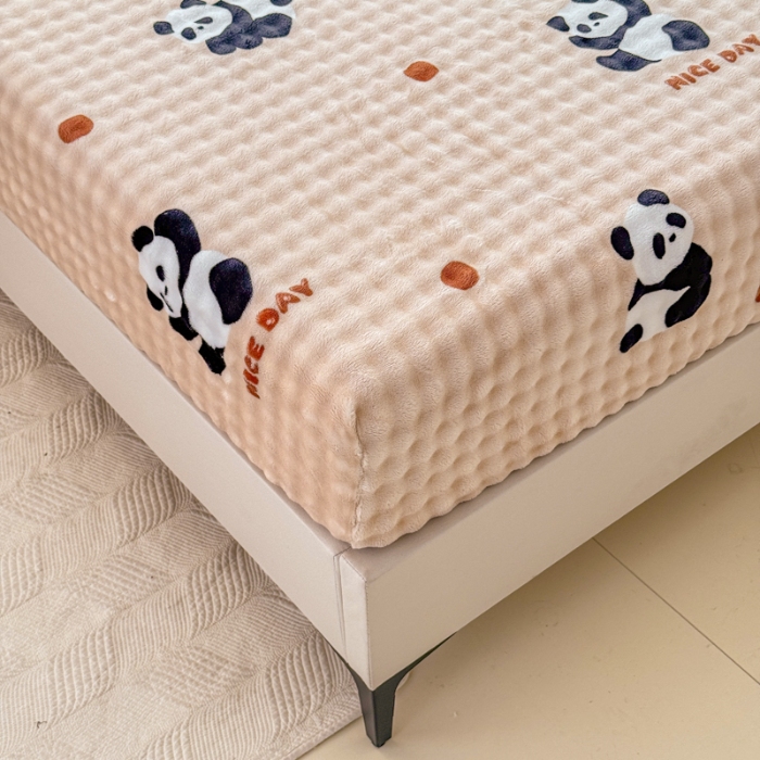 91家纺网 家纺一手货源 找家纺 （总）爱多多家居 2025新款兔兔绒牛奶绒印花床笠