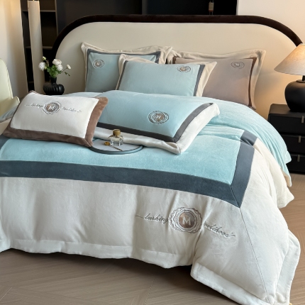 91家纺网 家纺一手货源 找家纺 （总）牛奶绒宝宝水晶绒法莱冰岛绒简约轻奢拼接刺绣保暖冬季保温四件套菲利特-可可棕