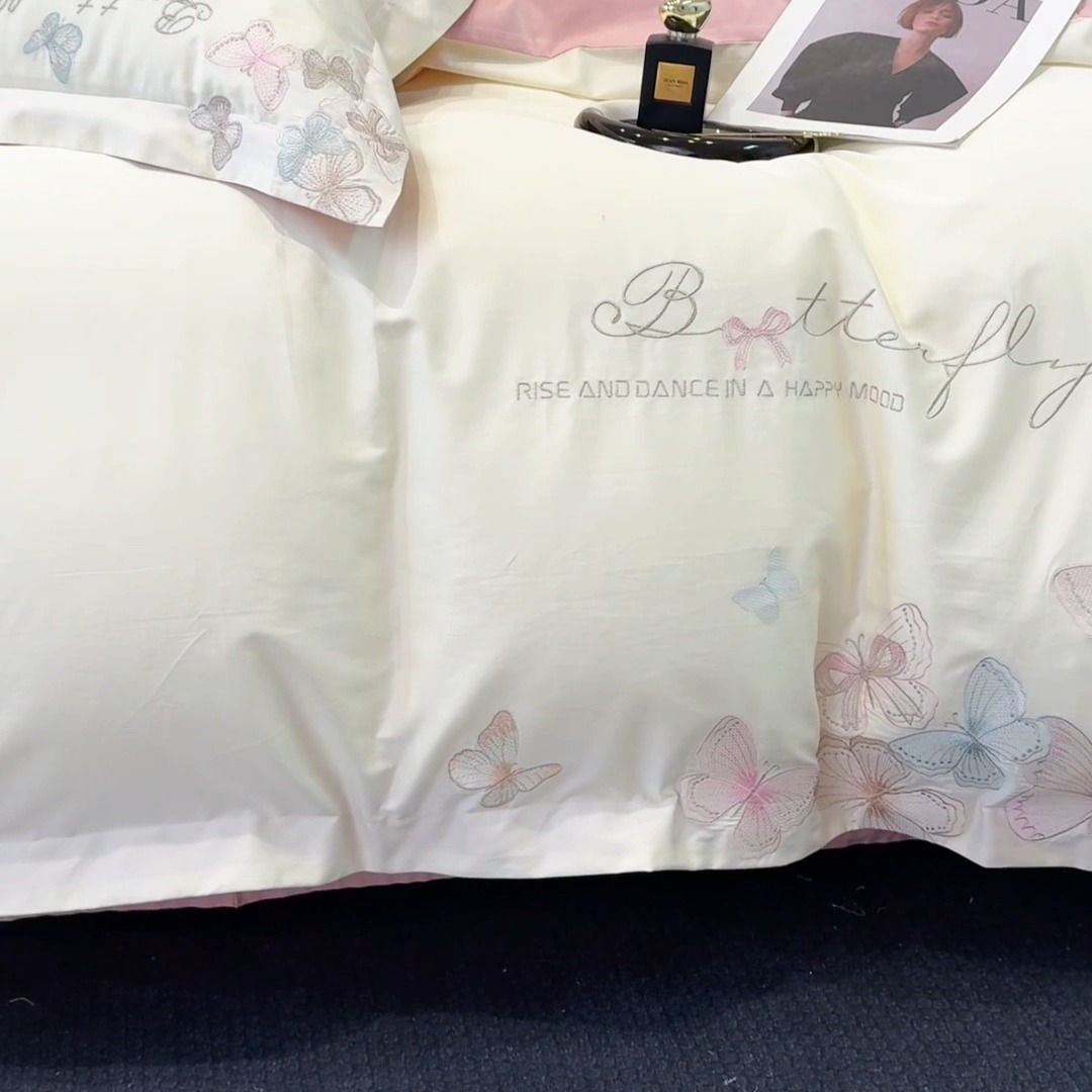 91家纺网 家纺一手货源 找家纺 （总）2025新款刺绣亲肤棉简约四件套 蝶舞的恋歌 