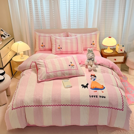 91家纺网 家纺一手货源 找家纺 （总）高克重大版卡通牛奶绒婴儿绒四件套 跑量 直播款