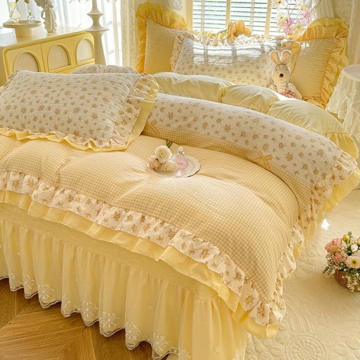 91家纺网 家纺一手货源 找家纺 苏米娜家纺2026春夏新款活性印花ins风小碎花软糯皱皱棉床盖款四件套全棉纯棉花边款被套 奶酪芝士 