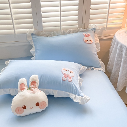 91家纺网 家纺一手货源 找家纺 （总）雨菲家纺 2025新款学生季水洗棉毛巾绣花枕套