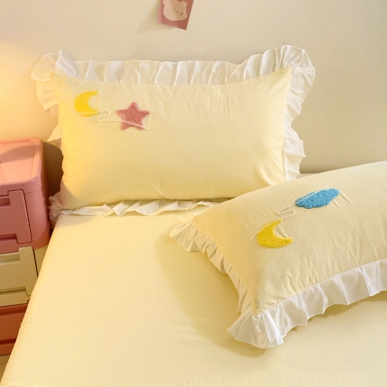 91家纺网 家纺一手货源 找家纺 （总）雨菲家纺 2025新款学生季水洗棉毛巾绣花枕套