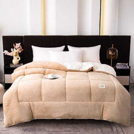 91家纺网 家纺一手货源 找家纺 2025新款床上用品加厚保暖牛奶绒被子羊羔绒被芯学生宿舍单人棉被