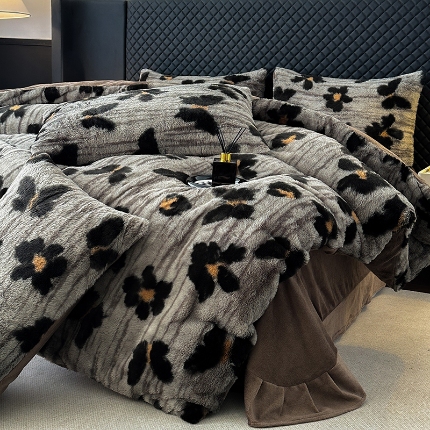 91家纺网 家纺一手货源 找家纺 （总）2025新品美拉德风格兔毛四件套牛奶绒加厚保暖套件